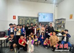 海外华文教育获支持 中巴“云端”共传文脉